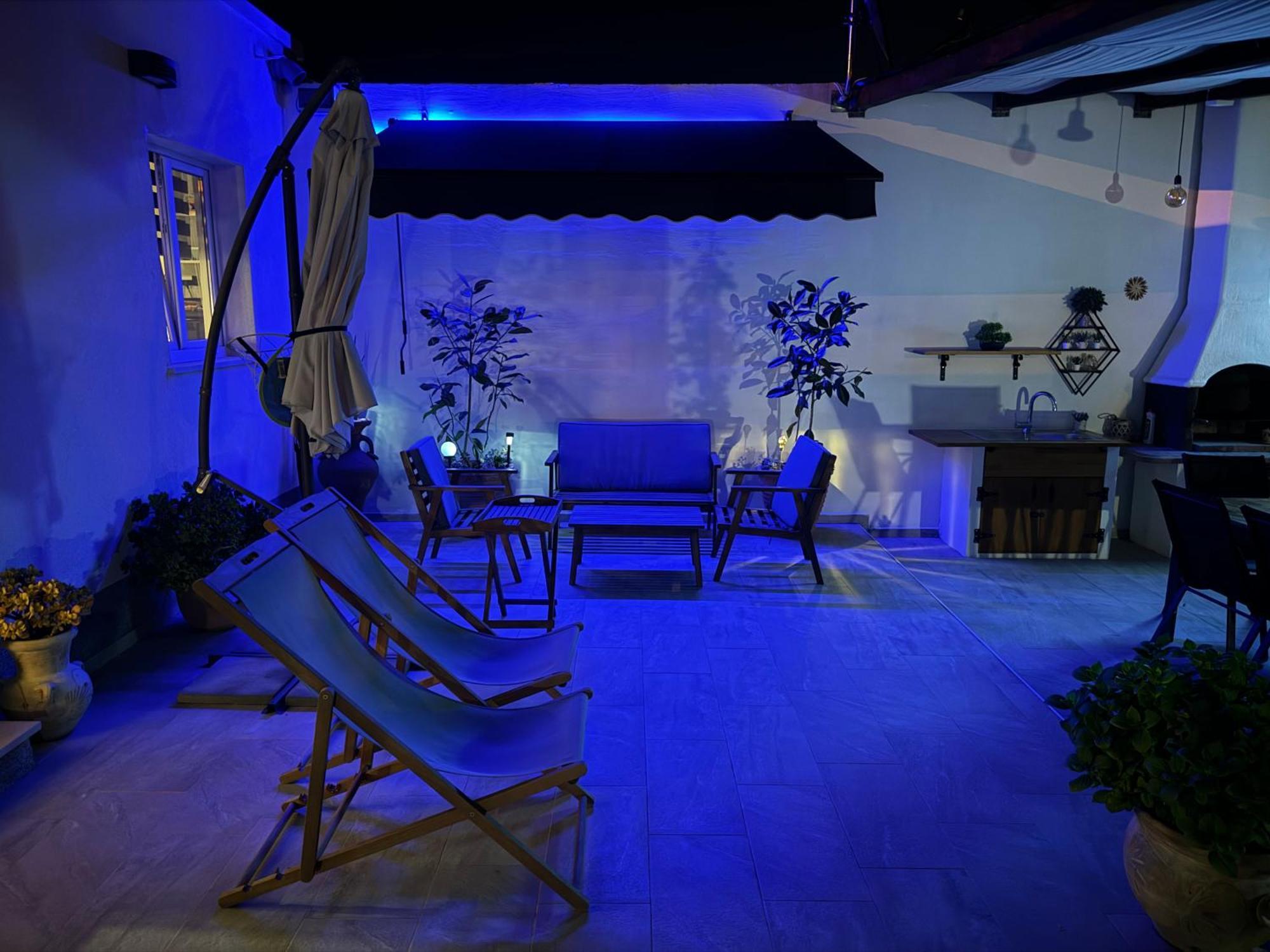 Beach House Oasis Villa Livak Каштела Экстерьер фото